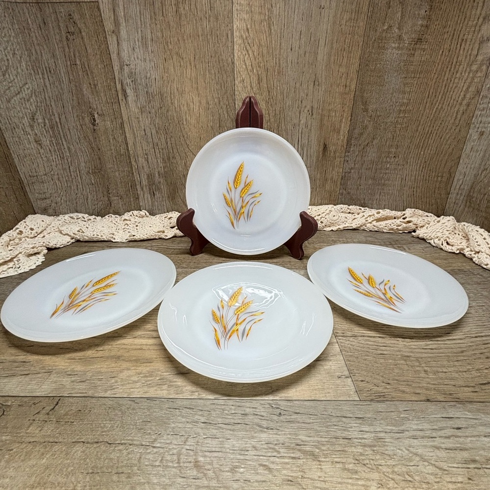 VTG FIRE KING 7 1/4"  "Wheat" Pattern Salad Plates Set Of 4 MCM Milk glass (B)